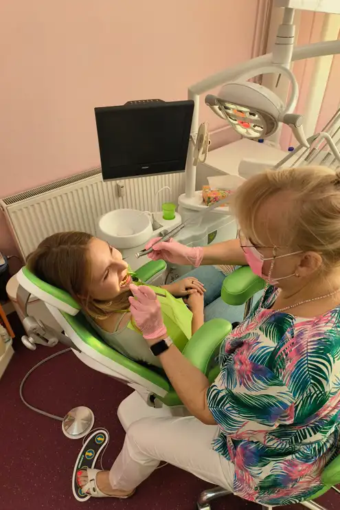 usuwanie zębów retkinia